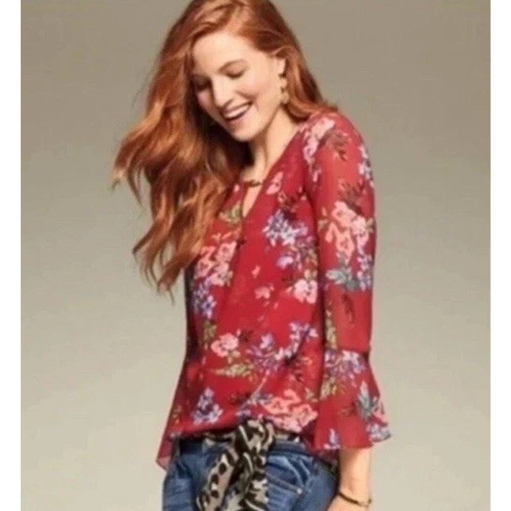 CAbi 3590 Small Red Floral Key Hole Detail Flare Sleeve Romantic Feminine Blouse